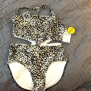 NWT Melrose and Market Black and White One Piece Swimsuit with Cut-Out Detail